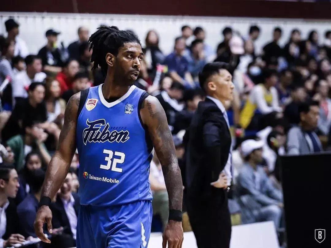 浙江稠州迎NBA季后赛关键赛，转会期官宣签约，信心回归，团队化学反应显著的简单介绍