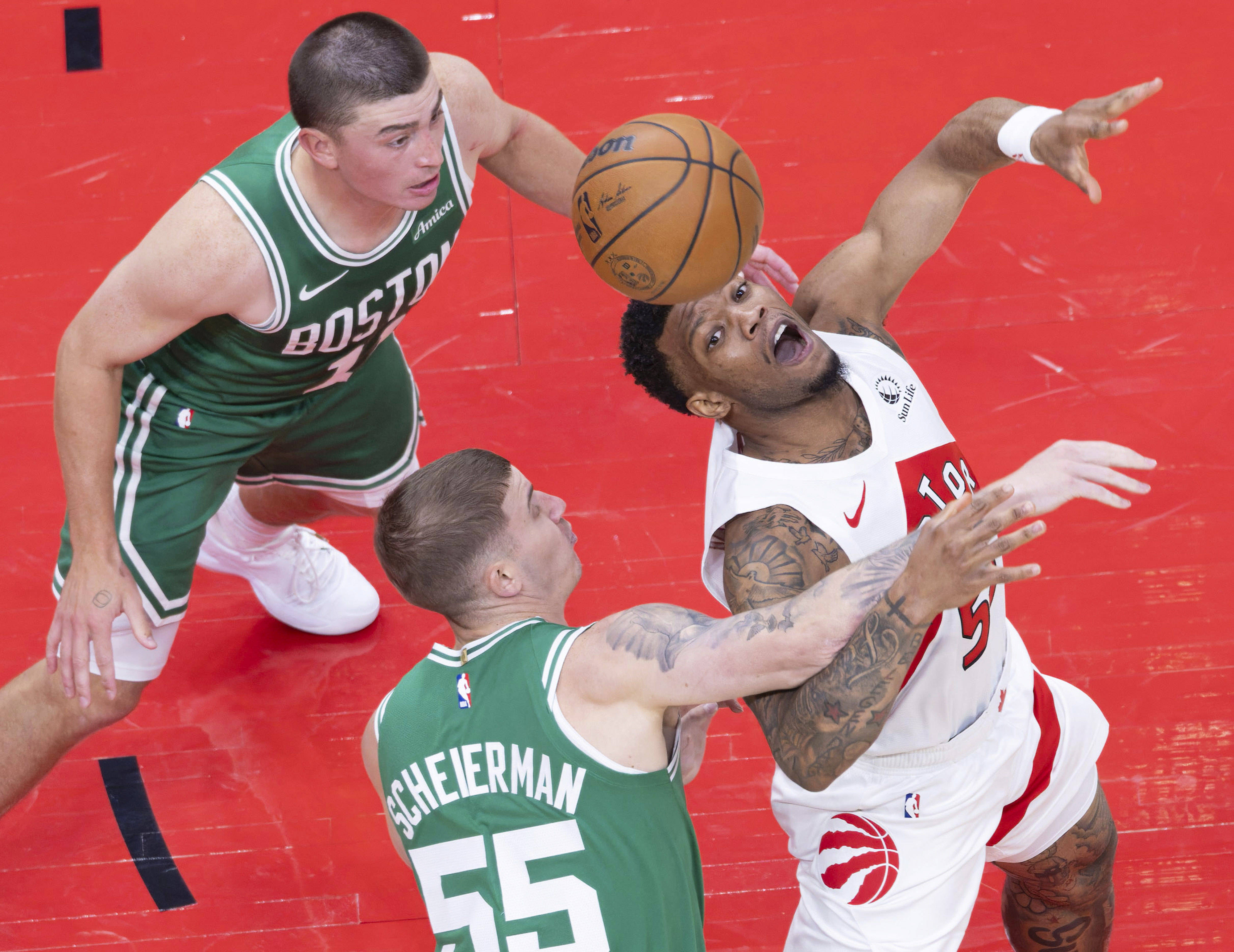 爱游戏官网-冲刺阶段布莱顿备战NBA季后赛，防线松动细节曝光，信心回归，训练强度明显提升的简单介绍